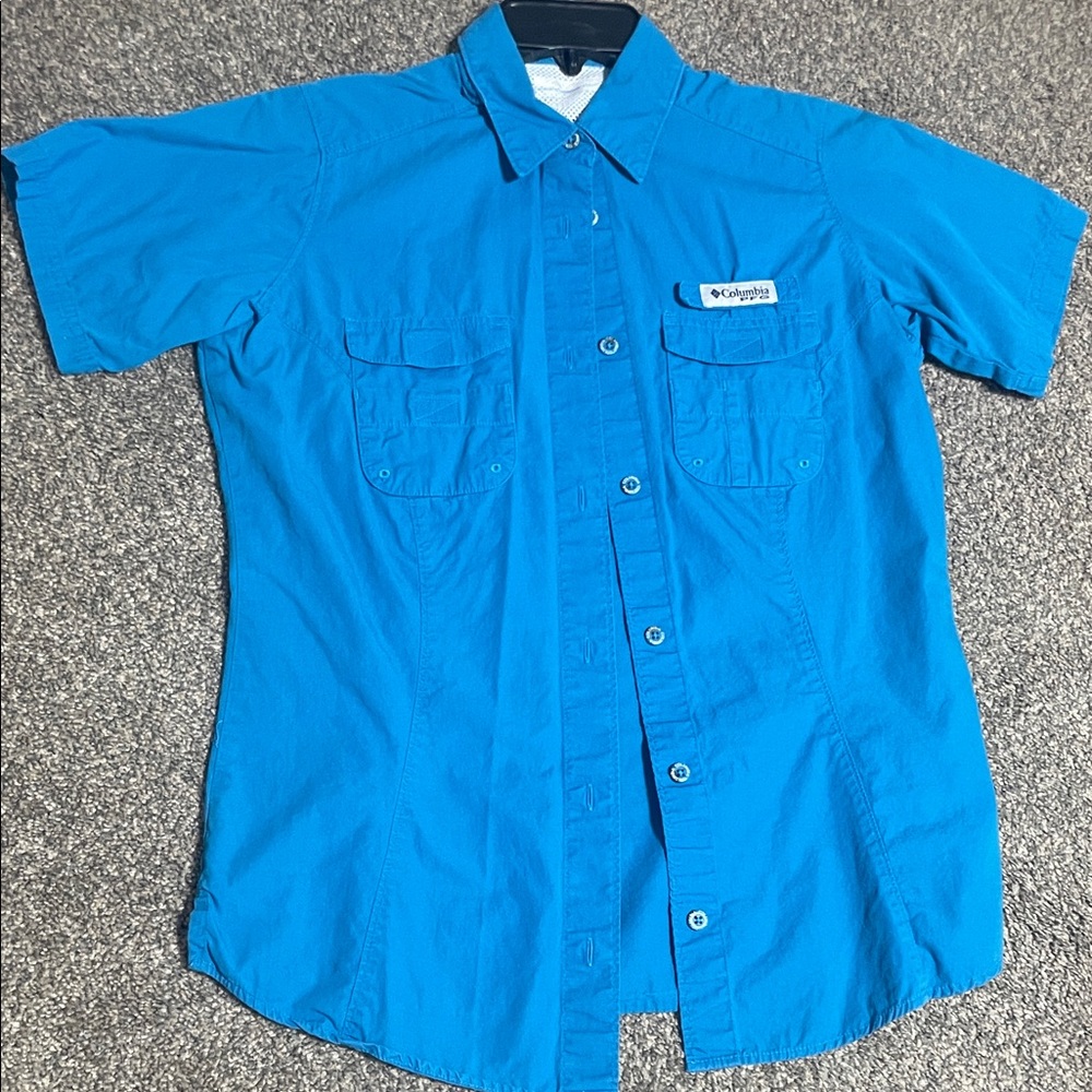Columbia Women’s Vibrant Blue Casual Shirt
